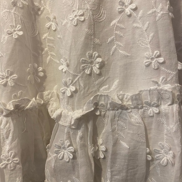 Showpo White Lace Dress- Size 8 - Picture 4 of 10